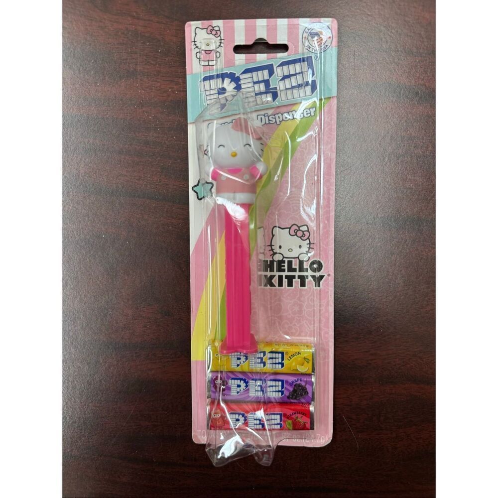 NWT Hello Kitty Pez Dispenser